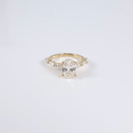 14K YG Lab Diamond Oval Cut Brilliant With Certificate Engagement Ring / 3.3gr / Sz 6 / 1.56Ct Lab Dia / D / VS1