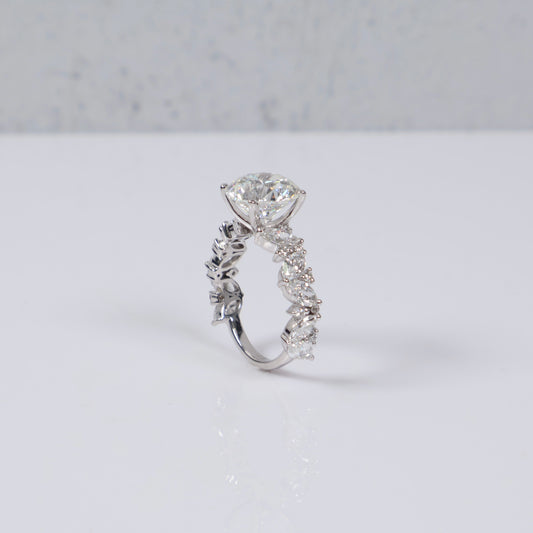 14K WG Lab Diamond Round Brilliant With Certificate Engagement Ring / 4.40gr / Sz 7 / 5.85 CTTW Lab VS / E-F
