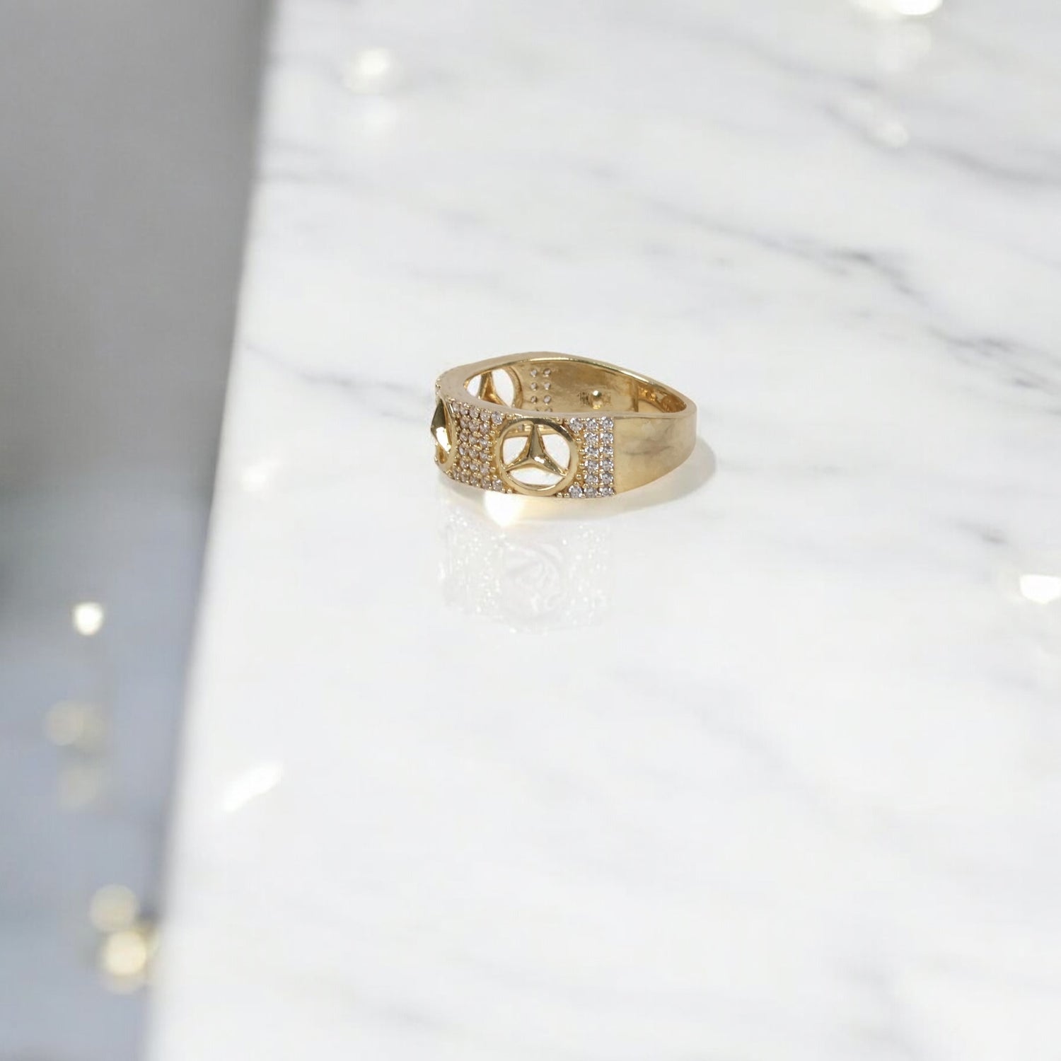 10K YG MB Fashion Rings / 4.75gr / Sz 11 / White Zircons