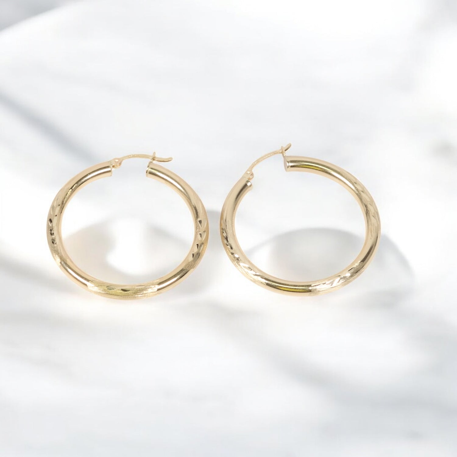 14K YG Luxury Hoop Earrings / 4.75gr / 2in /