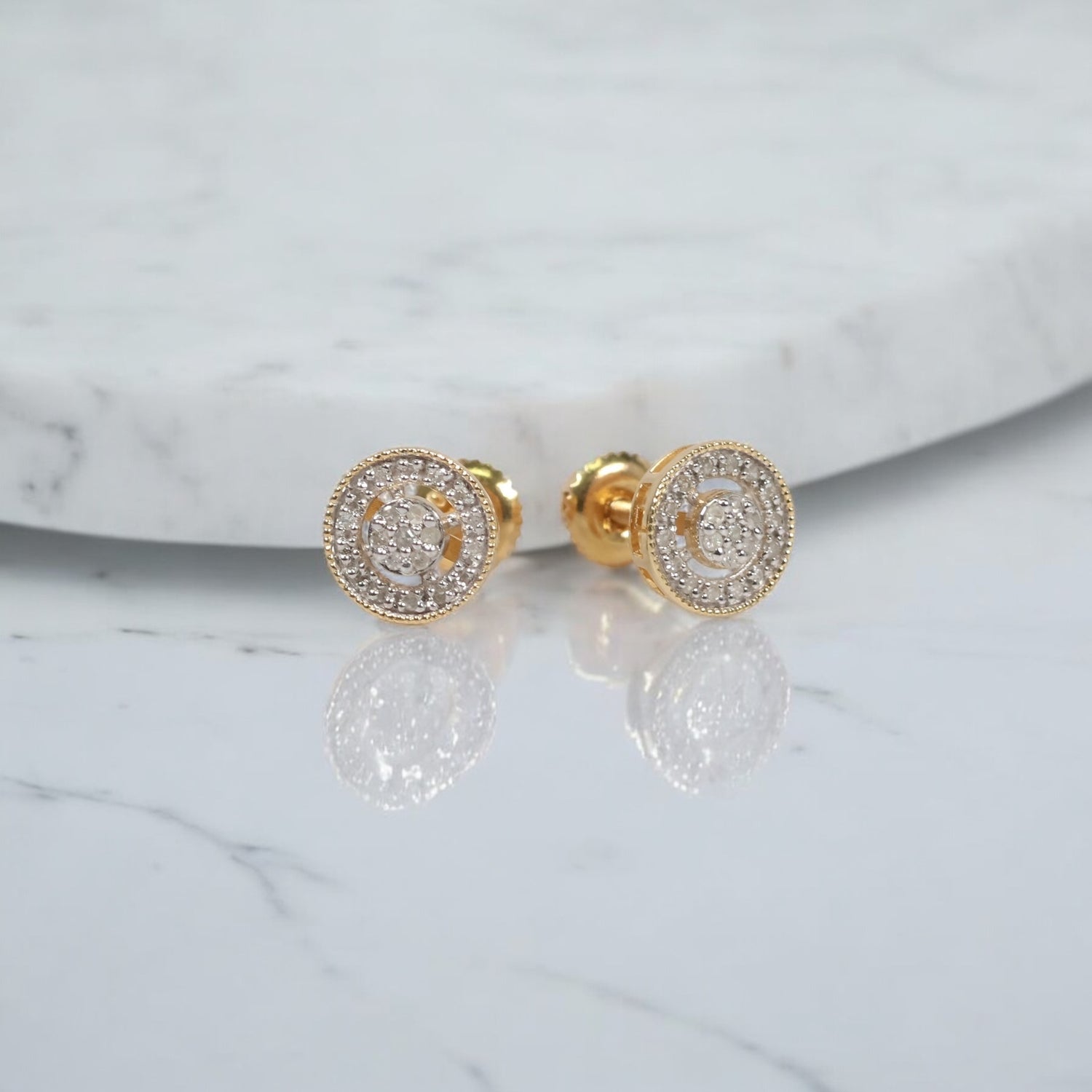 14K YG Diamond Circle Fashion Stud Earrings / 0.89gr / 7mm / 0.16Ct Dia