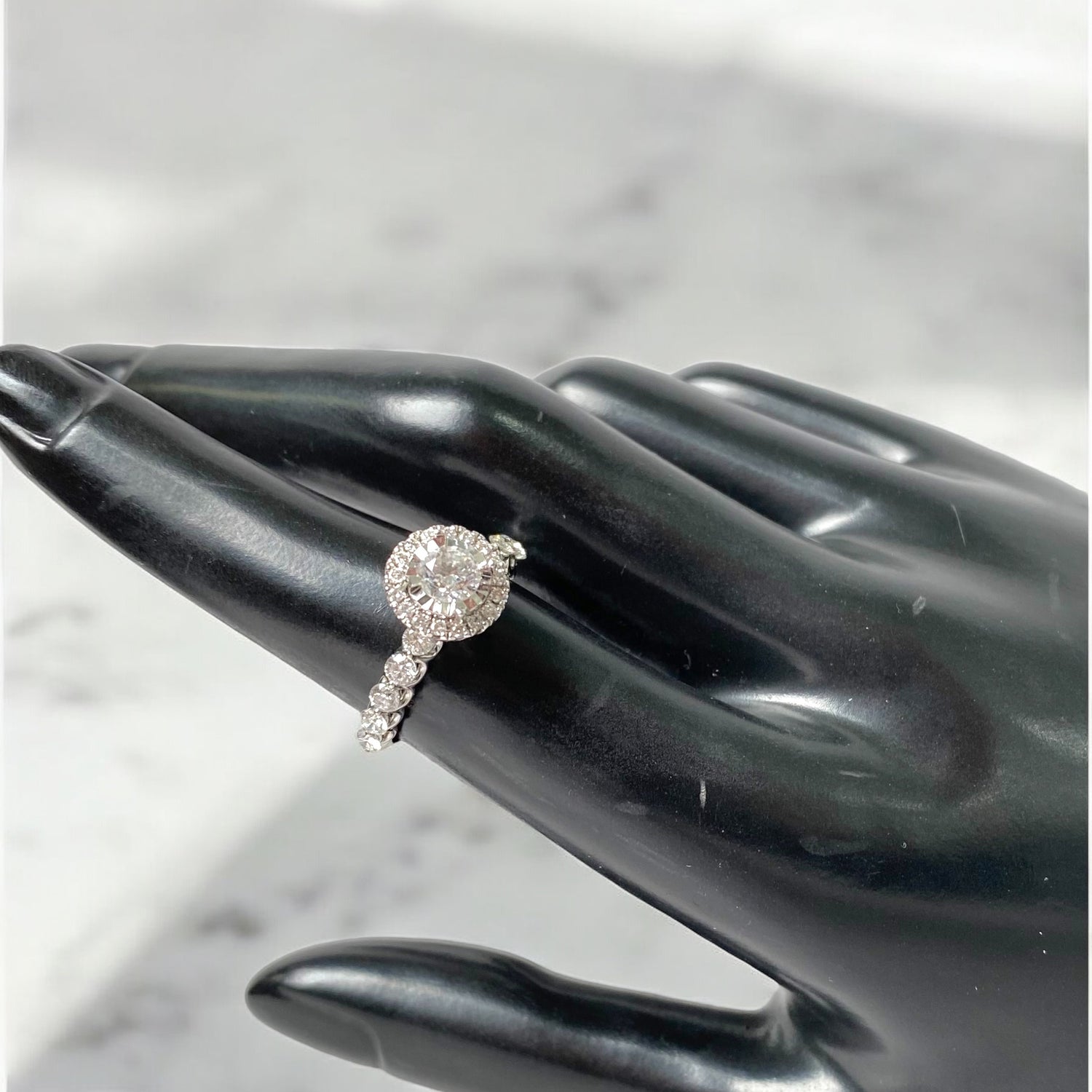 Engagement Ring Diamond Round 14K WG 1.59Ct Dia Size Sz 6 Weight 3.1 gr