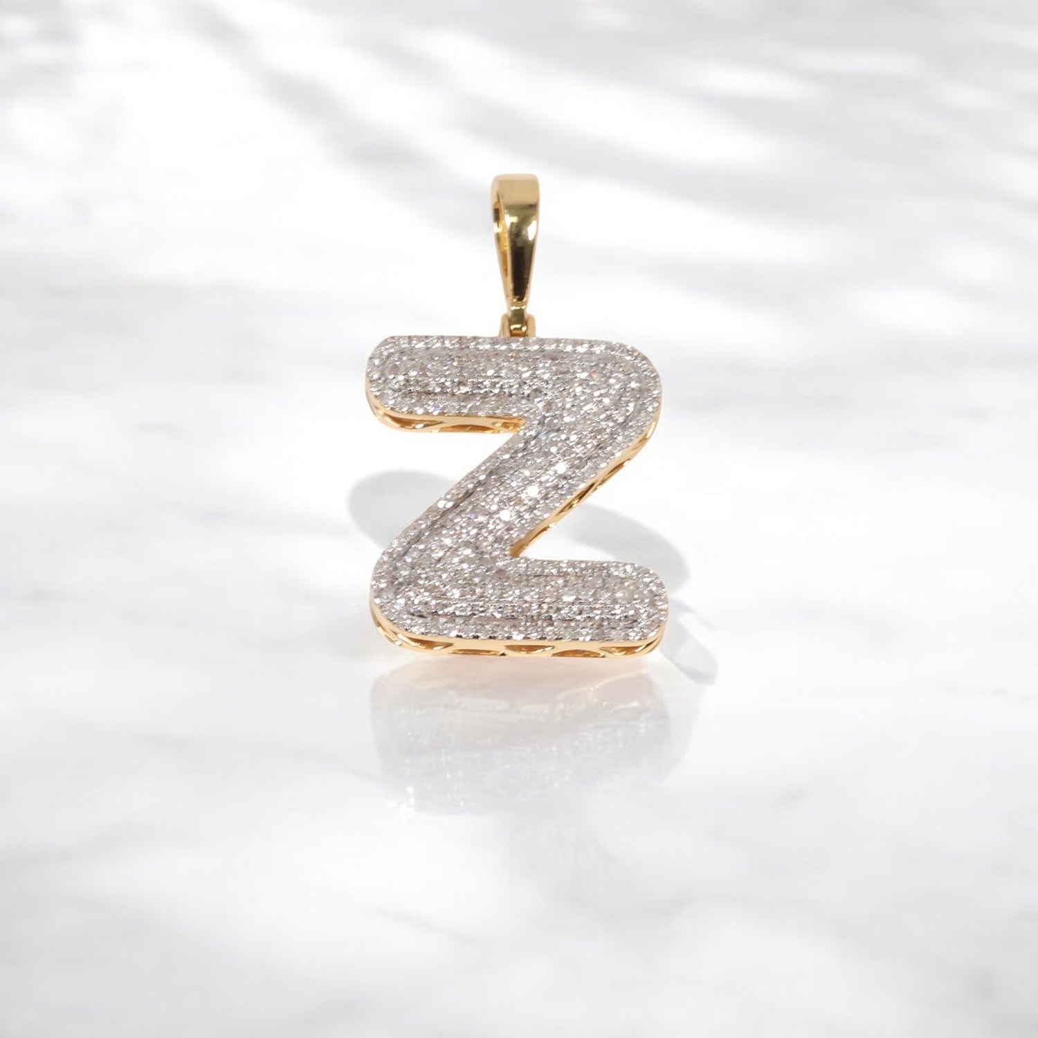 10K YG Diamond Letter Z Pendant / 2.8gr / 1.1in / 0.56Wt Dia