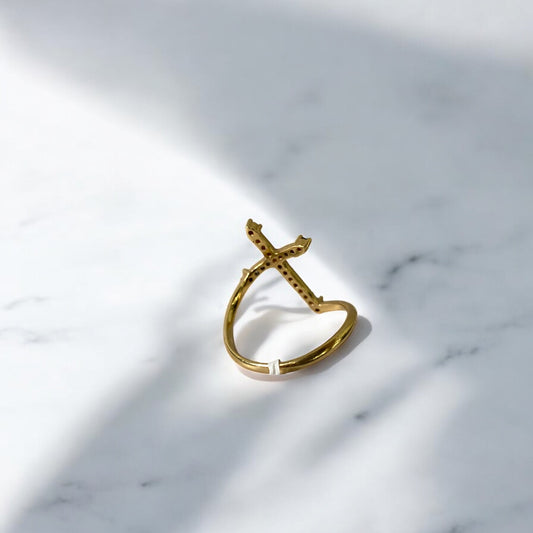 18K Yellow Gold Curved Cross Ring With Zircons / 2.6gr / Size 7 1/4