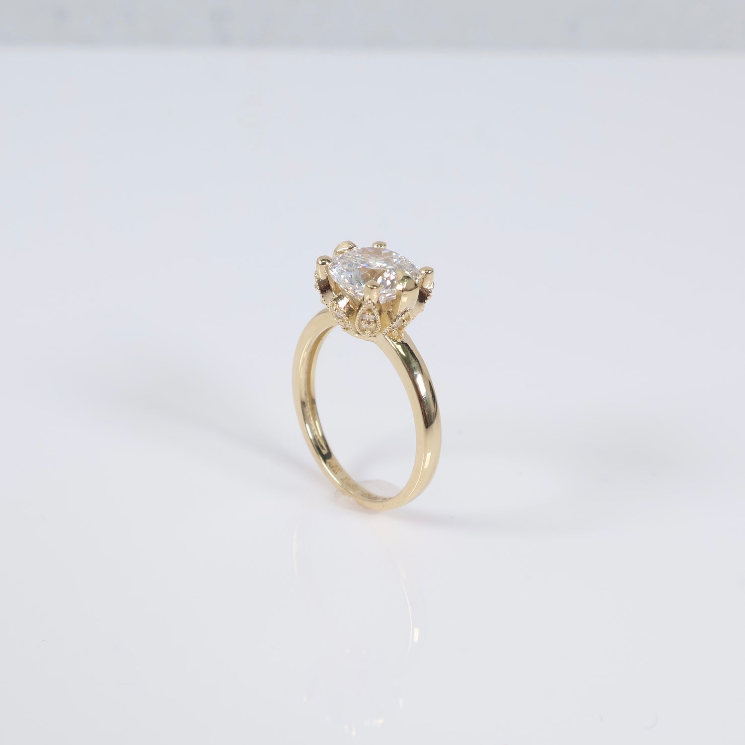 14K YG Lab Diamond Round Brilliant With Certificate Engagement Ring / 3.8gr / Sz 7 / 2.55Ct Lab Dia / E / VS1