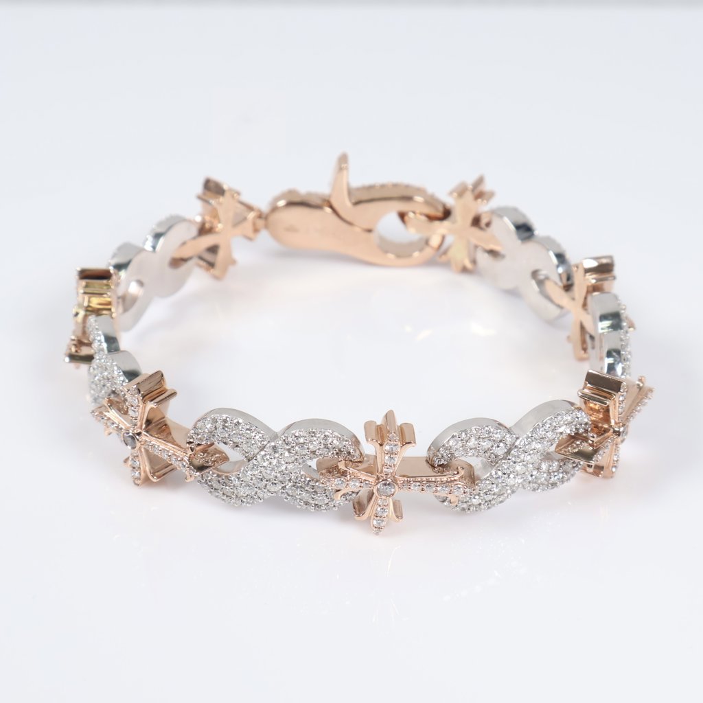 10K 2 Tone Diamond Cross-Infinite Bracelet / 38gr / 12mm / 8.5in / 8.73Ct / VS2-SI / G-H