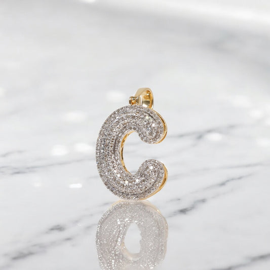 10K YG Diamond Letter C Pendant / 2.24gr / 1.1in / 0.48Wt Dia