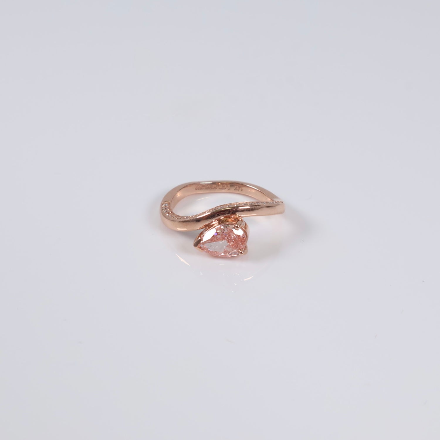 14K RG Lab Diamond Pear Cut Brilliant With Certificate Engagement Ring / 3.2gr / Sz 5 3/4 / 1.01Ct Lab Dia / Fancy Vivid / Pink / VS1