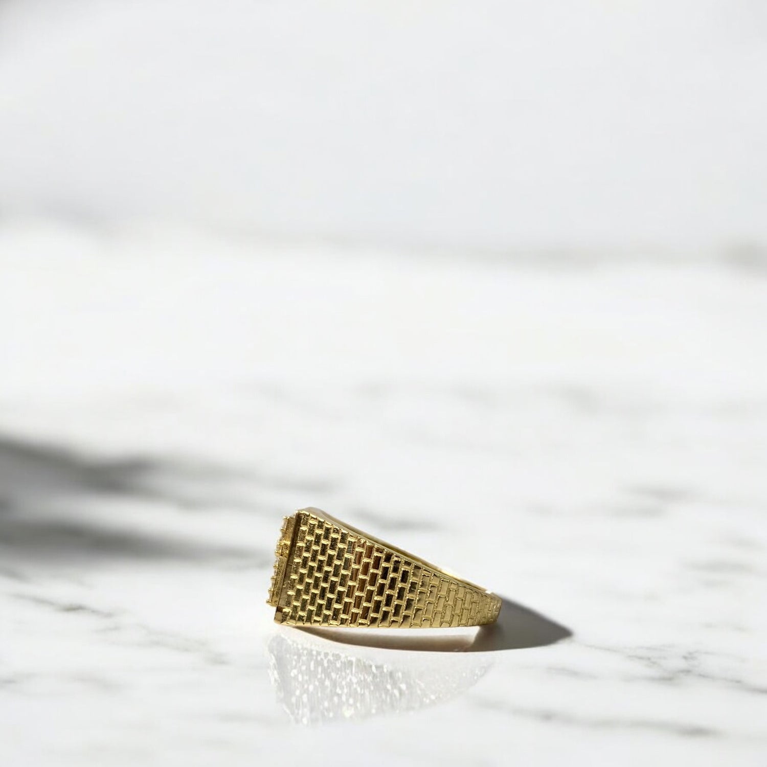 14K Yellow Gold Cross Ring With Zirconia / 5.8gr / Size 11