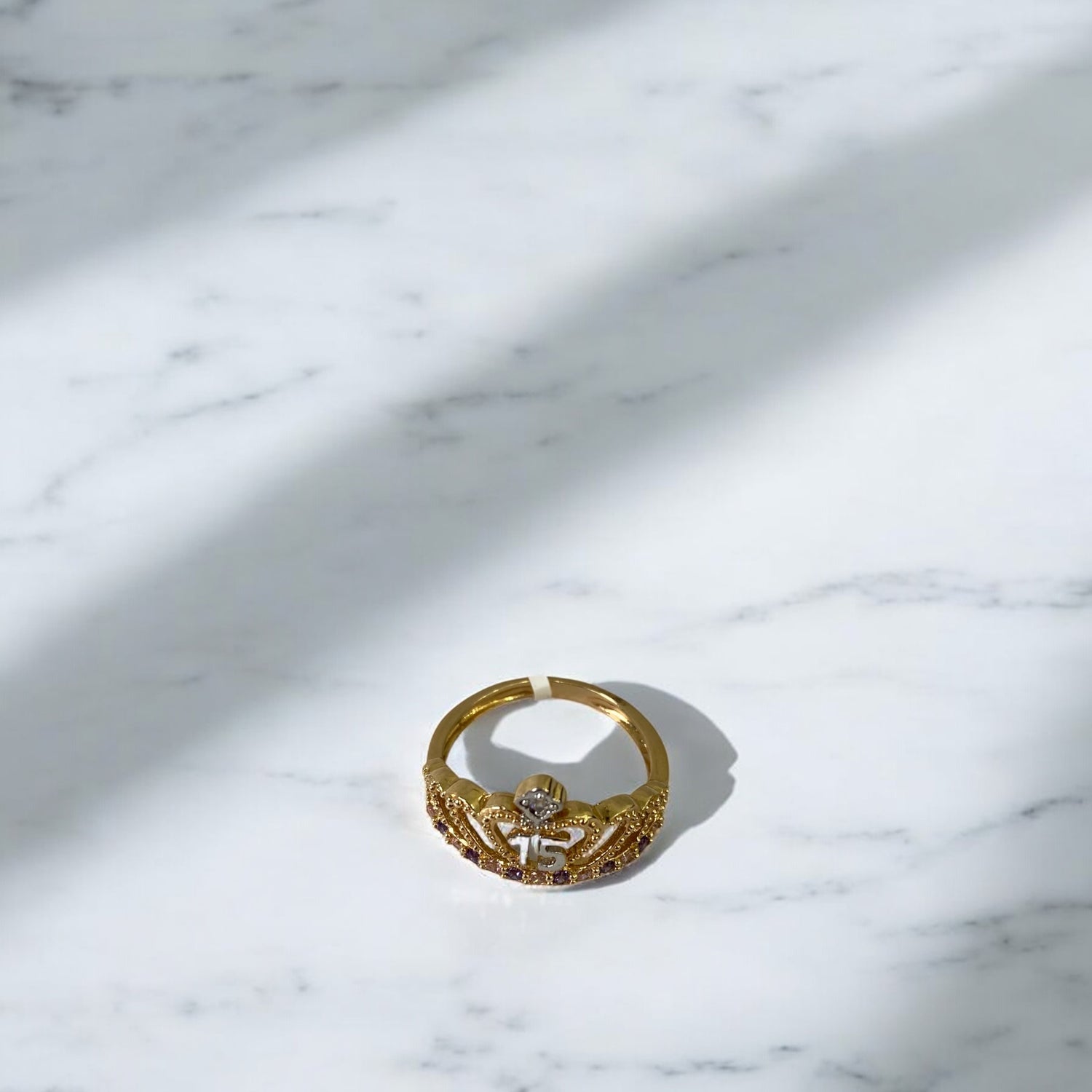 18K Yellow Gold Crown 15S Ring With Zircons / 3.3gr / Size 7