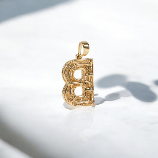 10K YG Diamond Letter B Pendant / 2.7gr / 1.1in / 0.52Wt Dia