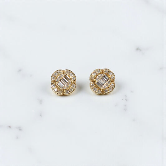 10K YG Diamond Flower Stud Earrings / 1.77gr / 7mm / 0.40Ct Dia