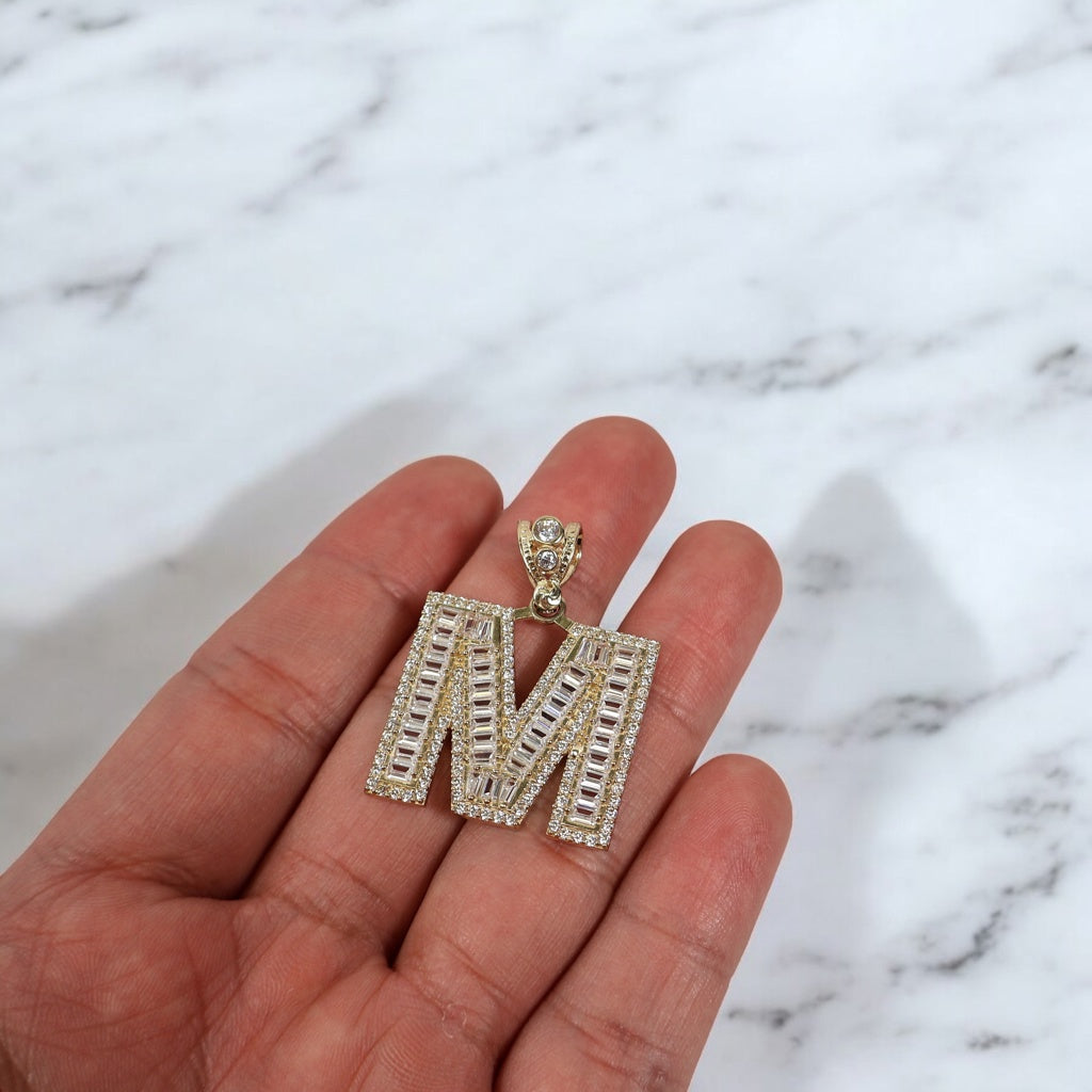 10K YG Big Letter M Pendant / 8.40gr / 1.5in