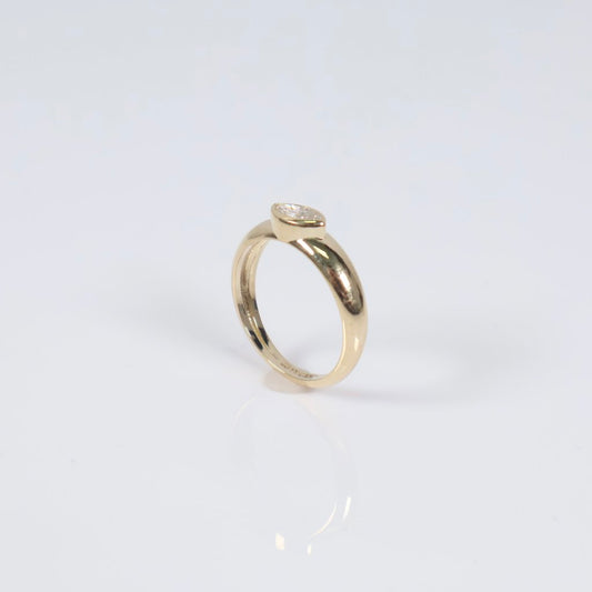 14K YG Lab Diamond East-West Cut Marquise Engagement Ring / 2.23gr / Sz 4 1/4 / 0.4Ct Lab Dia / H / VS