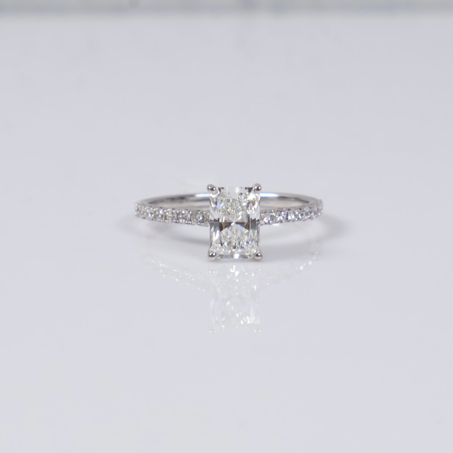 14K WG Lab Diamond Radiant Brilliant With Certificate Engagement Ring / 2gr / Sz 6.5 / 1.34 CTTW Lab VS / E-F