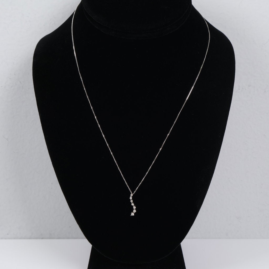 18K WG Diamond Luxury Set Jewelry / 1.66gr / 0.8mm / 18in / 0.20Ct Dia