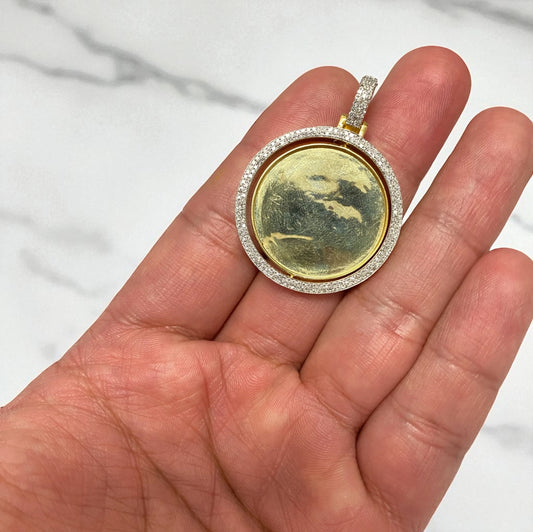 10K Yellow Gold Diamond Memorial Double Photo Pendant 0.65Ct Dia / 11.1gr / 1.7-1.2in