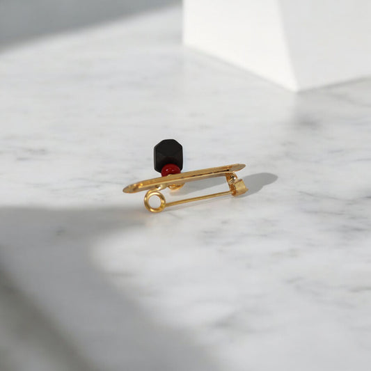 10K YG Dios Me Bendiga Plate Azabache Brooch / 0.5gr / 0.8in /