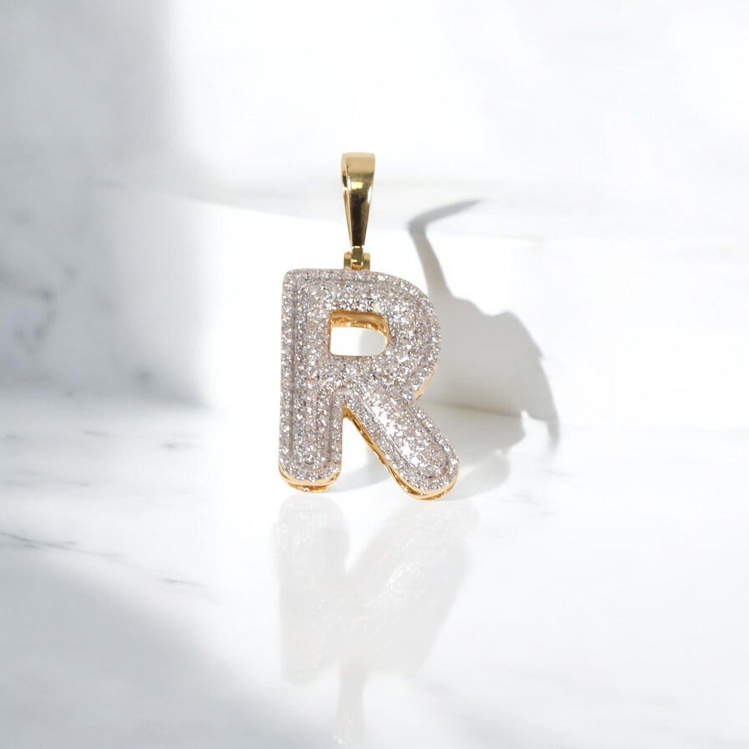 10K YG Diamond Letter R Pendant / 2.5gr / 1.1in / 0.5Wt Dia