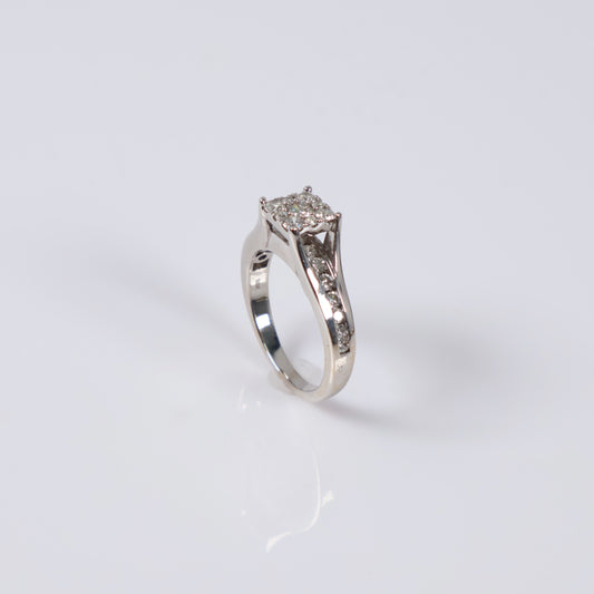 14K WG Diamond Square Luxury Engagement Ring / 3.6gr / Sz 5 / Ct Dia