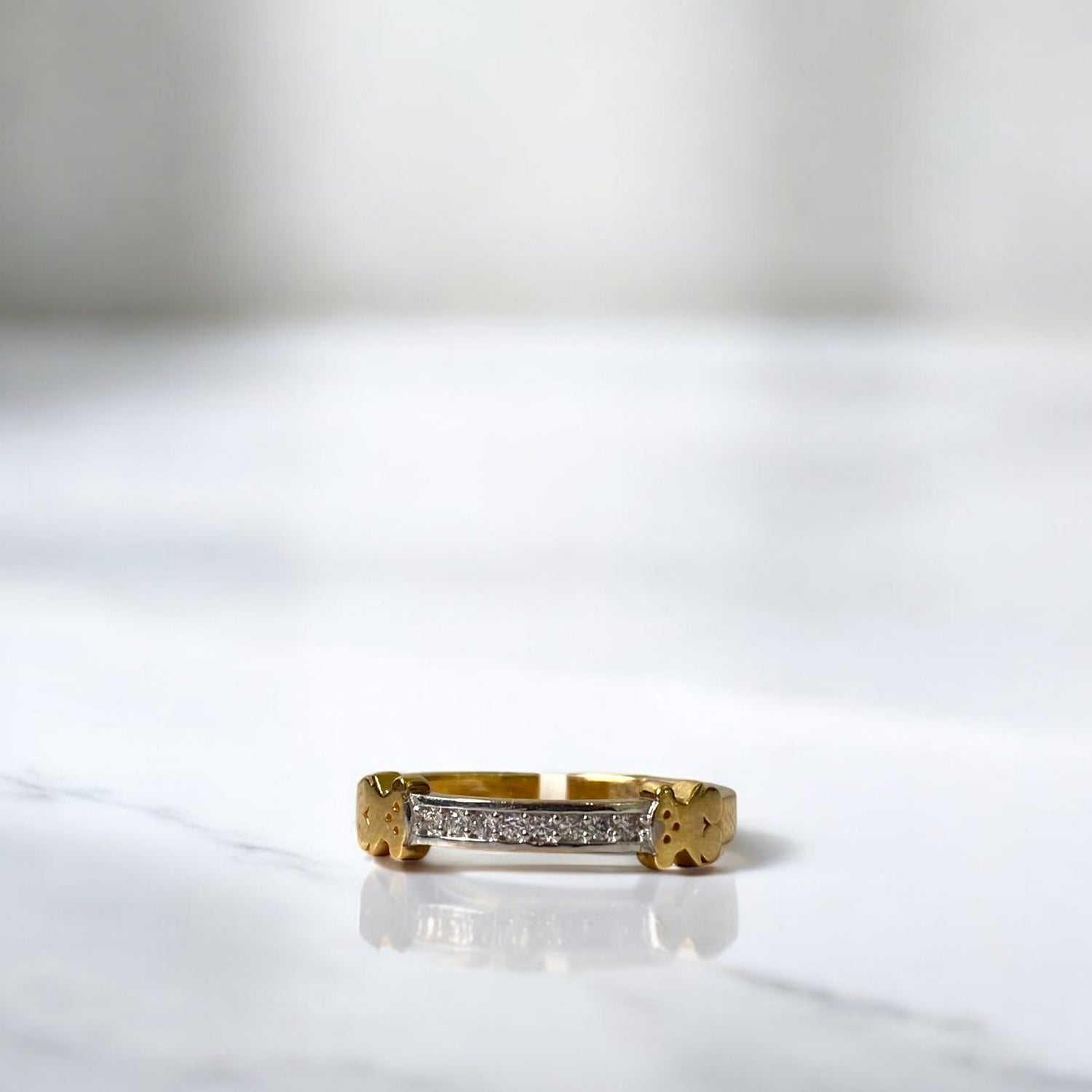 18K Yellow Gold Bear Ts Ring With Zircons / 2.4gr / Size 7.5