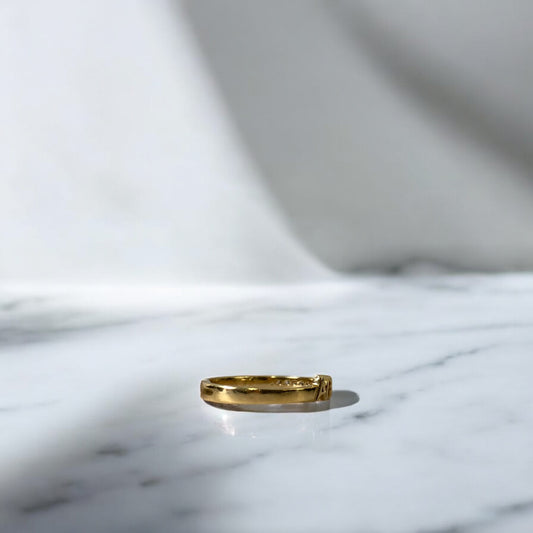 18K Yellow Gold Amor Ring With Zircons / 2.2gr / Size 7.5