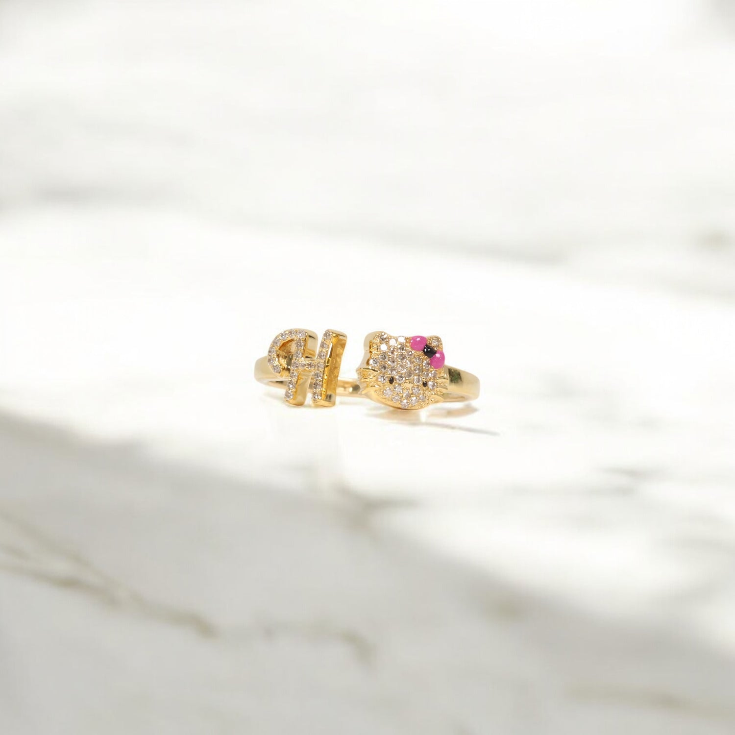 10K YG Diamond HK - Letter H Rings / 2.47gr / Sz 6.5 / 0.14Wt Dia