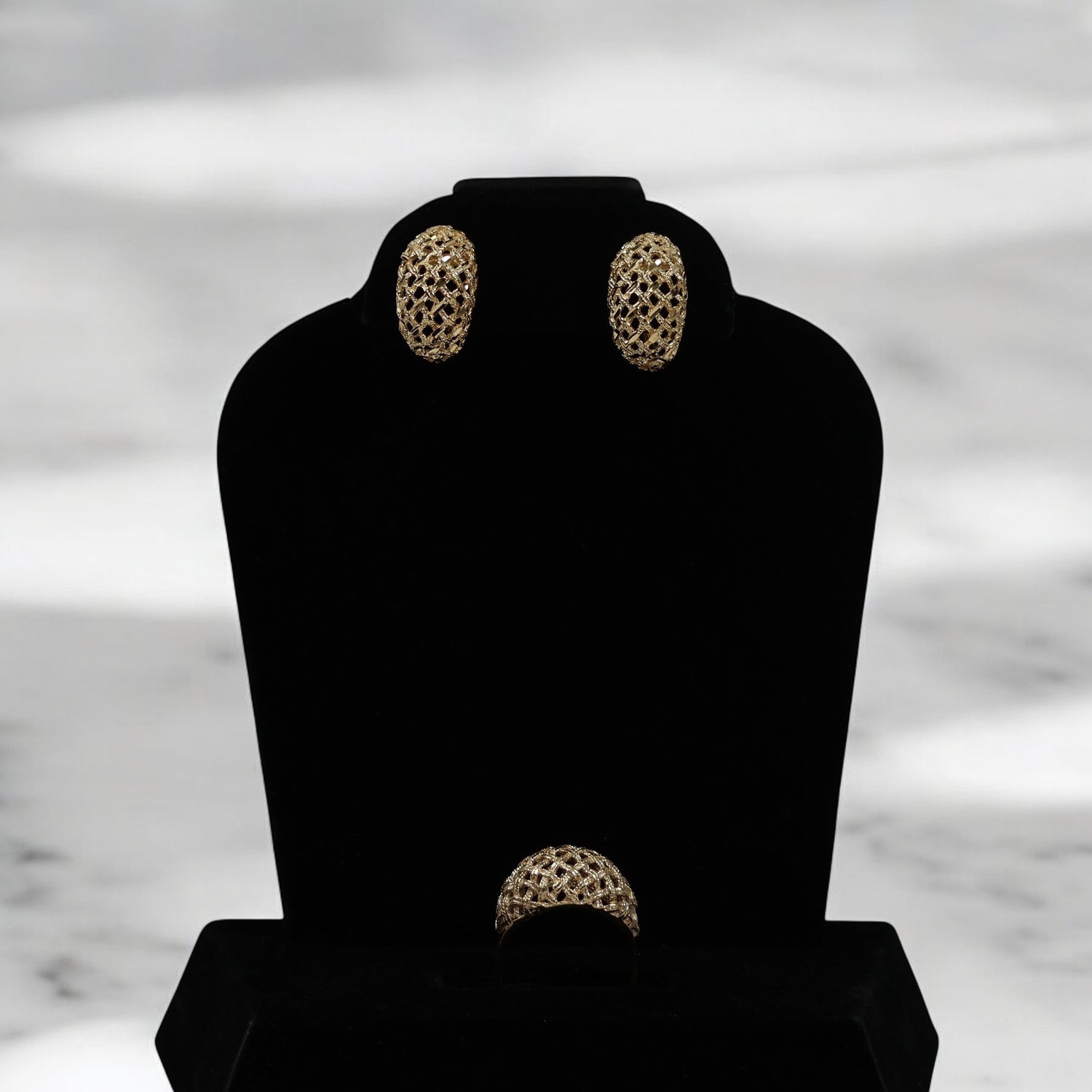 14K YG Vintage Set Jewelry / 9.77gr / Sz 8 / 0.6in /