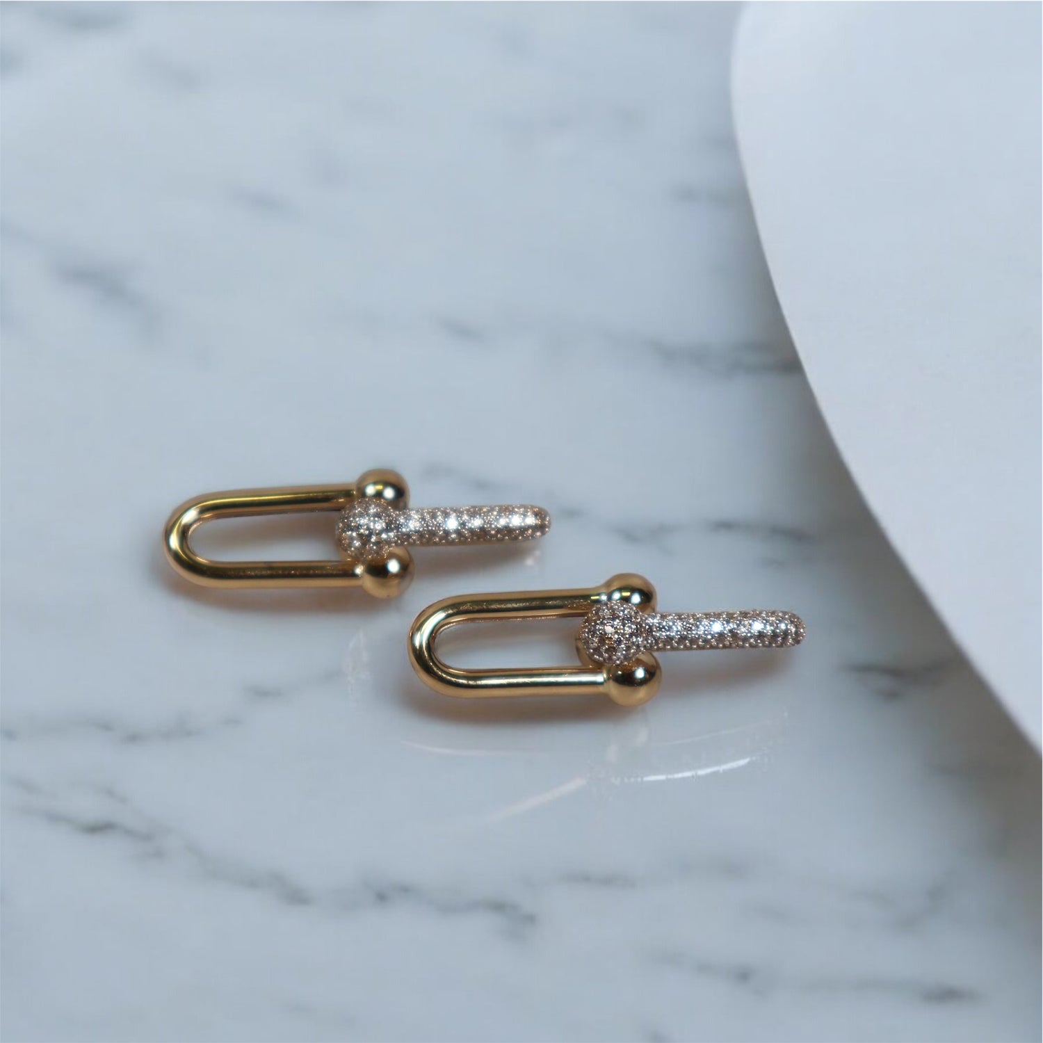 14K YG Fany Stud Earrings / 7.45gr / 1.2in