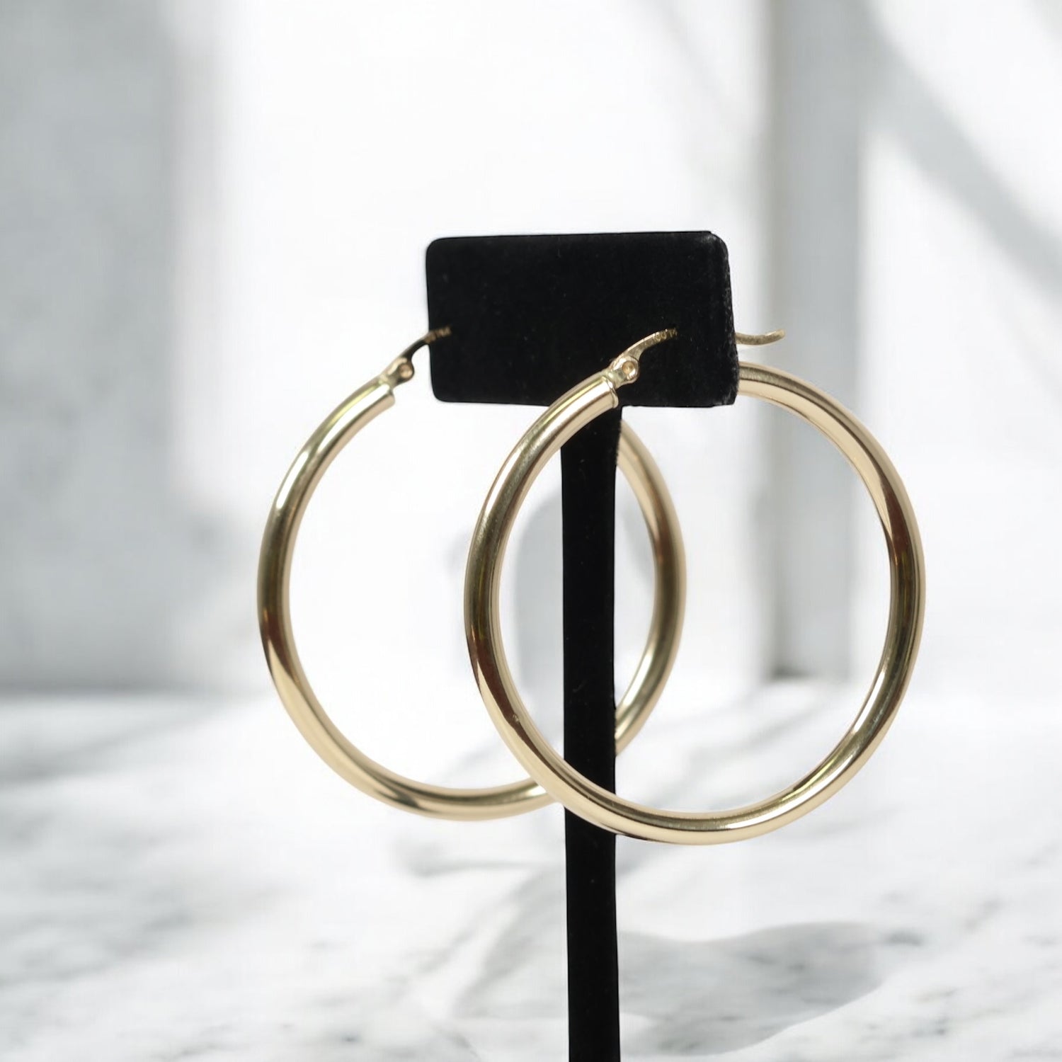 14K YG Fashion Hoop Earrings / 4.67gr / 1.8in /