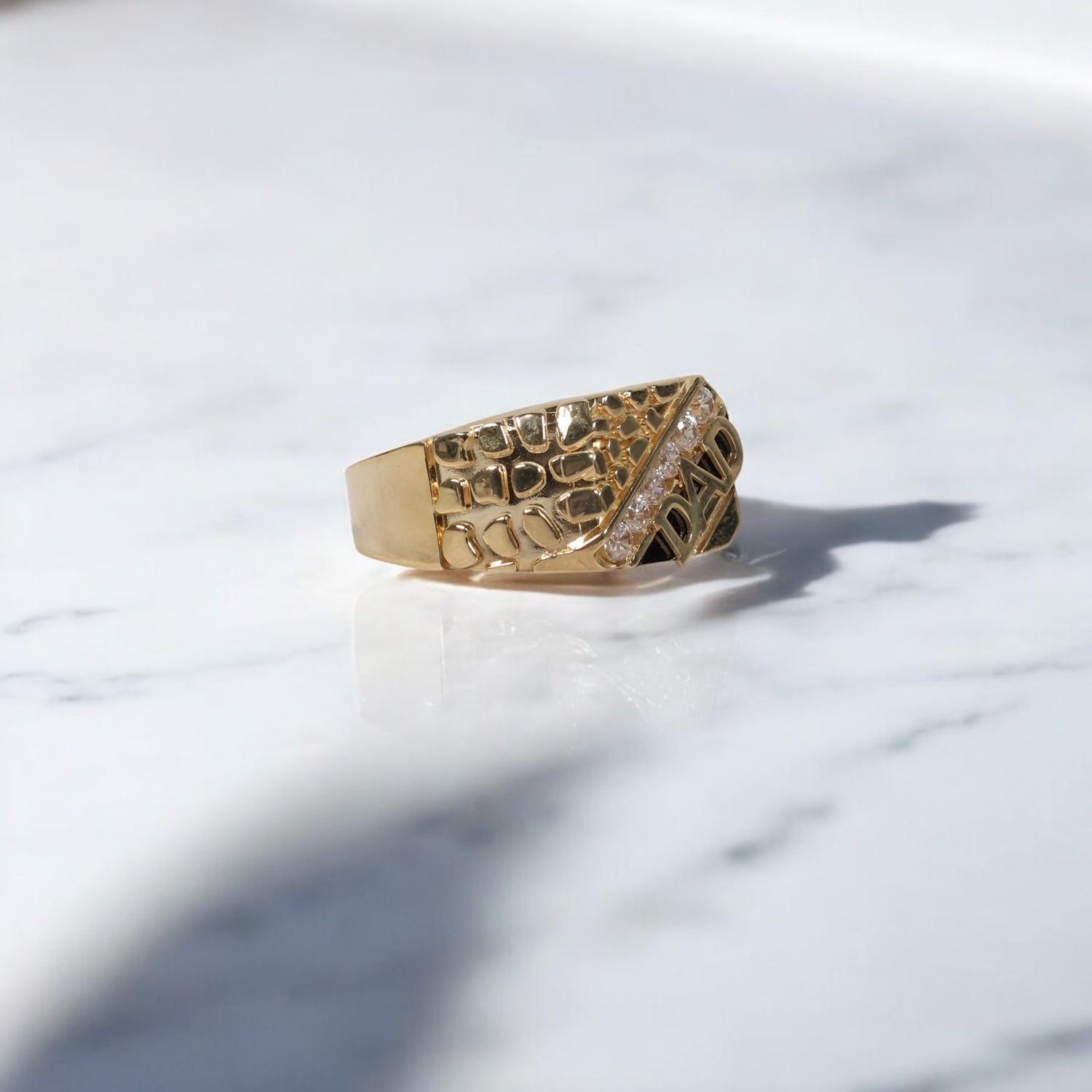 10K YG Nugget Dad Rings / 3.82gr / Sz 10 / White Zircons