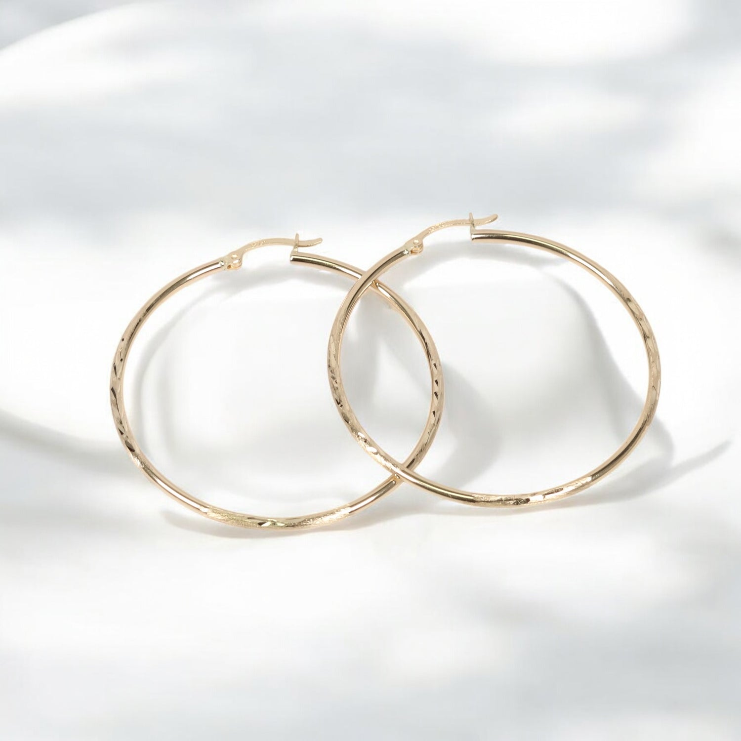 14K YG Luxury Hoop Earrings / 3.48gr / 2in /