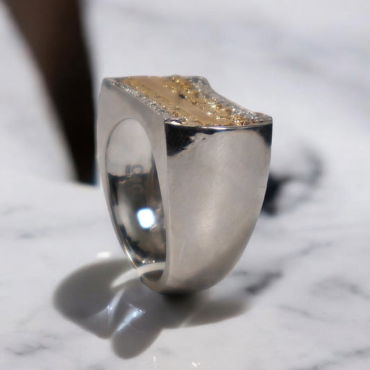 10K White-Yellow Gold Diamond Last Supper Ring 0.30Ct Dia / 8.5gr / Size 9