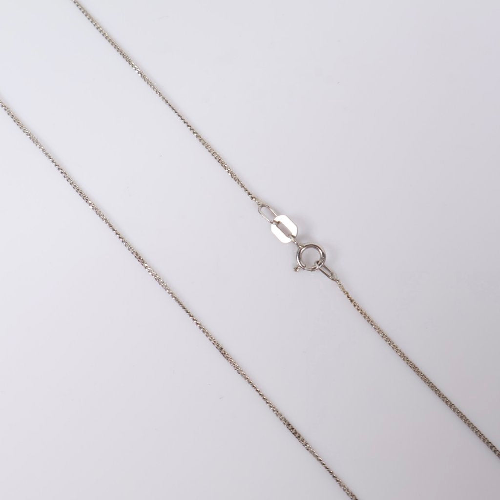 18K WG Diamond Luxury Set Jewelry / 1.66gr / 0.8mm / 18in / 0.20Ct Dia