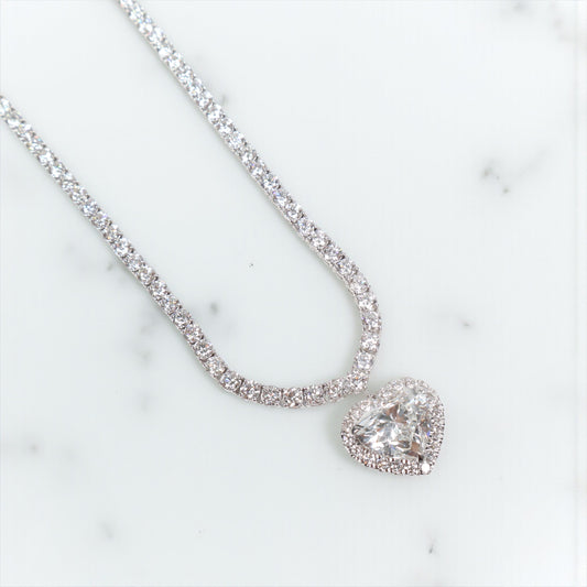 14K WG Diamond Tennis With Heart Set Jewelry / 23.37gr / 3mm / 17in / Ht-6.02Ct / D-15.05Ct
