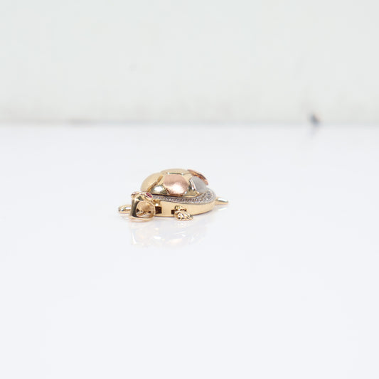 14K 3 Tone Turtle Pendant / 5.25gr / 1in / White Zircons