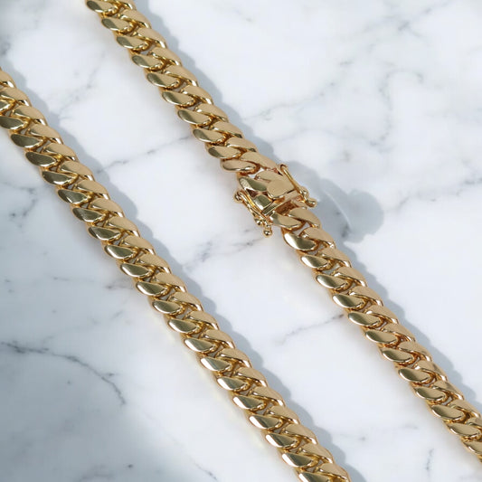 10K YG Cuban Links Chain / 127.3gr / 9mm / 24in /