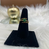 18K Yellow Gold Flower Ring With Emerald / 3.4gr / Size 7