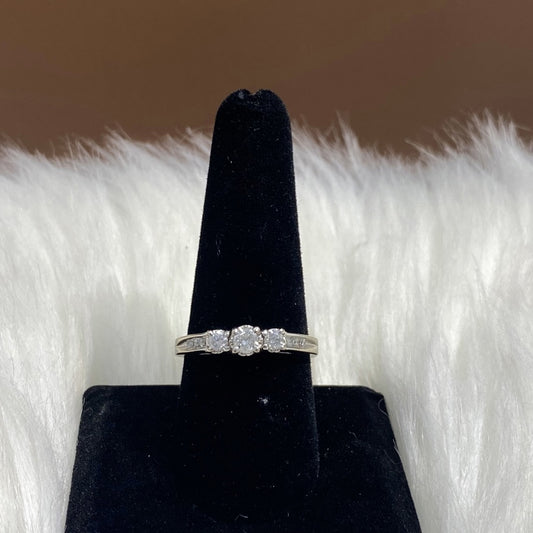 14K White Gold Diamond Luxury Engagement Ring Ct Dia / 4.3gr / Size 9