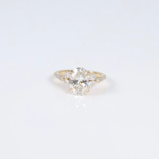 14K YG Lab Diamond Oval Cut Brilliant With Certificate Engagement Ring / 3.35gr / Sz 6 3/4 / 2.53Ct Lab / F / VS1