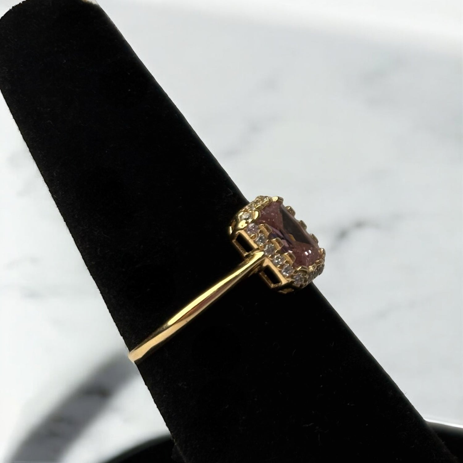 14K Yellow Gold Square Rosestone Ring With Zirconia / 1.6gr / Size 7