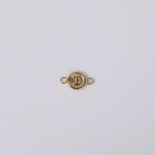 18K YG Letter I Textured Circle Ironwork / 0.25gr / 7mm /
