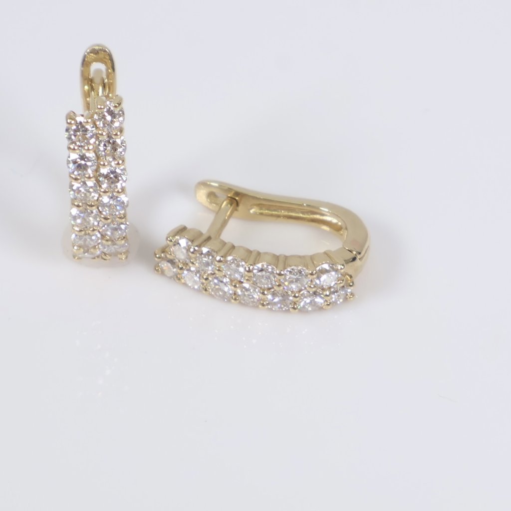 14K YG Lab Diamond Huggy 2 Row Hoop Earrings / 2.7gr / 0.4in / 0.75Ct Lab Dia / H / VS