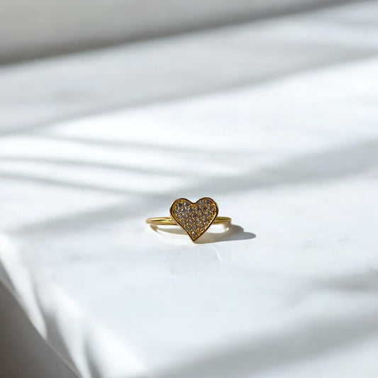 18K Yellow Gold Flat Heart Ring With Zircons / 1.9gr / Size 7