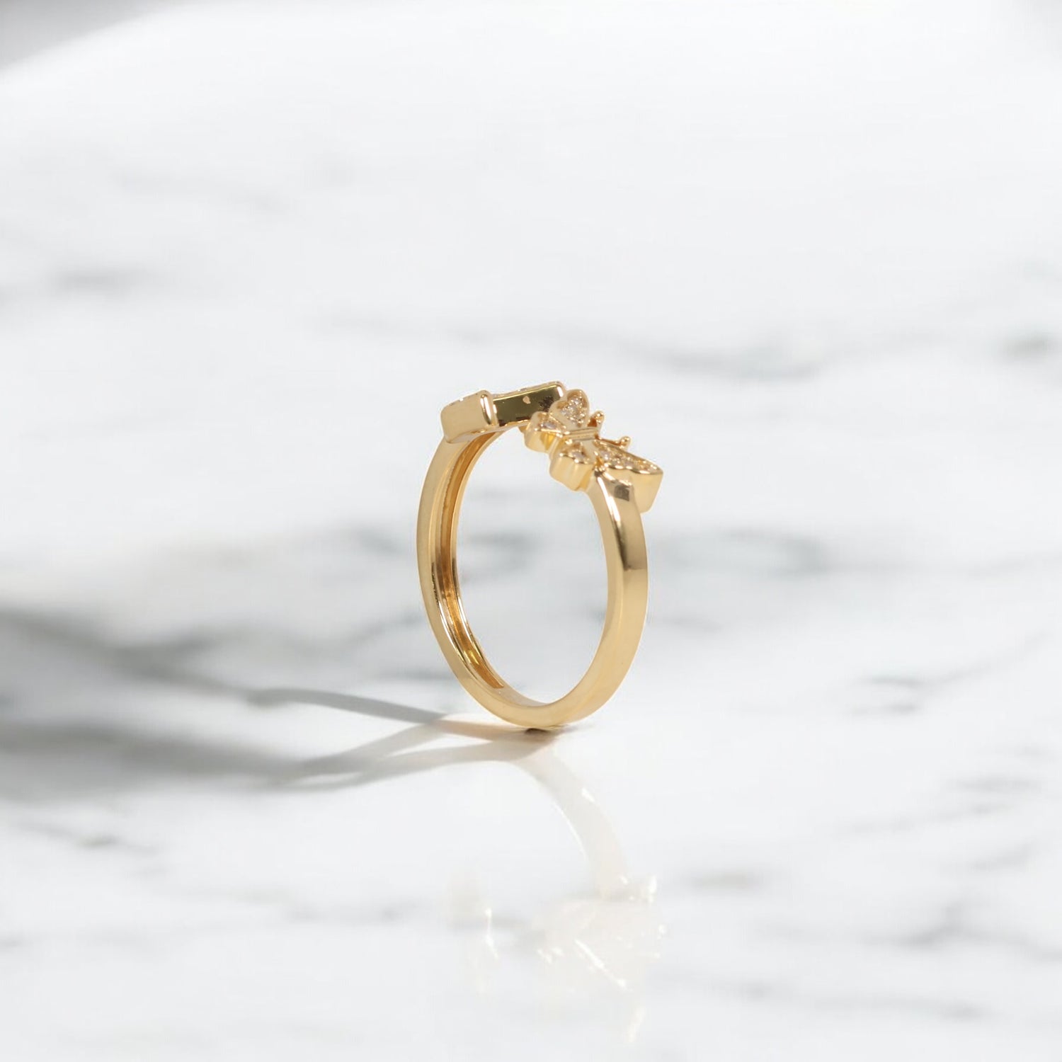 10K YG Diamond Butterfly - Letter Z Rings / 2.1gr / Sz 6.5 / 0.07Wt Dia