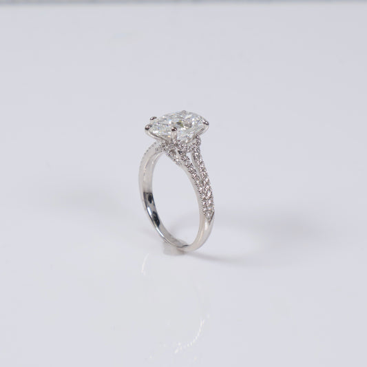 14K WG Lab Diamond Pear Cut Brilliant With Certificate Engagement Ring / 3.41gr / Sz 7 / 2.89 CTTW Lab VS / E-F