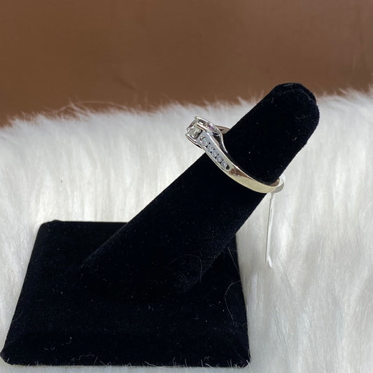 14K White Gold Diamond Luxury Engagement Ring Ct Dia / 3.8gr / Size 4