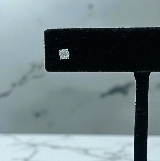 14K White Gold Diamond Luxury Stud Earrings 0.21Ct / 0.5gr