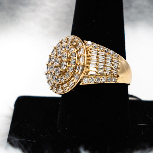 Baguette Diamonds Ring 14K Yellow Gold / 11.7gr / Size 10