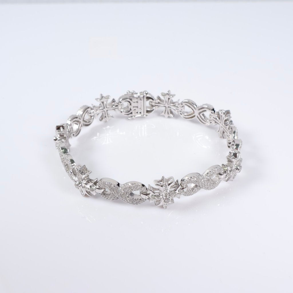 10K WG Diamond Infinity Flower Link Bracelet / 23.6gr / 9.6mm / 8in / 2.90Ct / VS2-SI / G-H